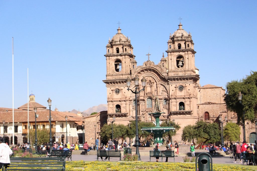 travel with kids to Cuzco Peru