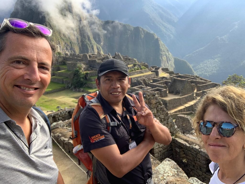 MACHU PICCHU LORENZO EXPEDITIONS