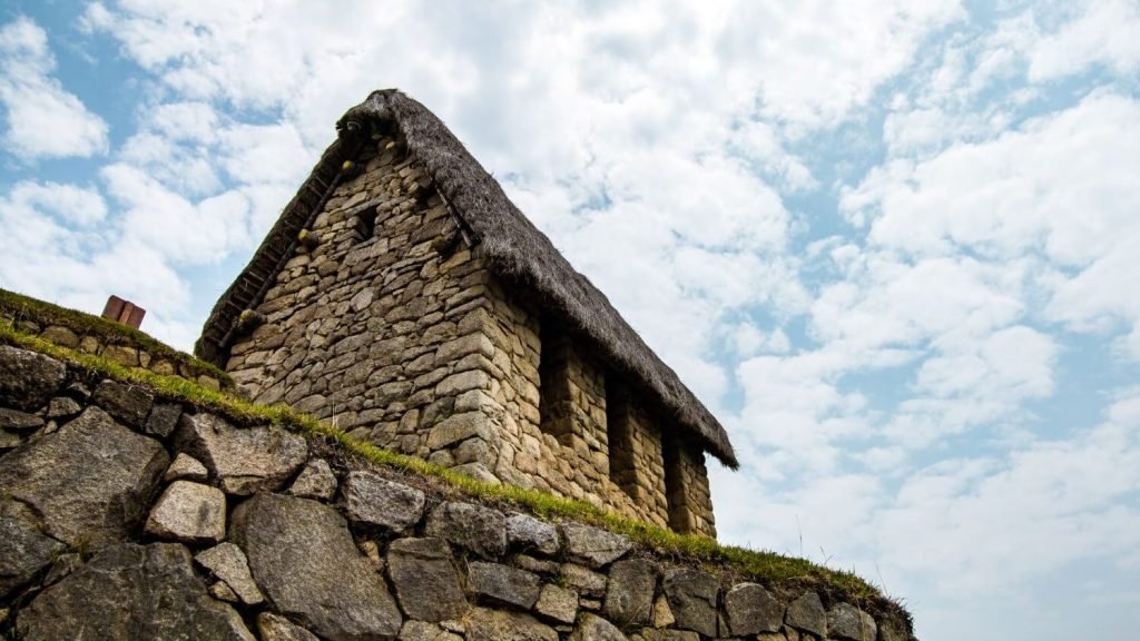 GUARDIAN'S HOUSE - Machu Picchu