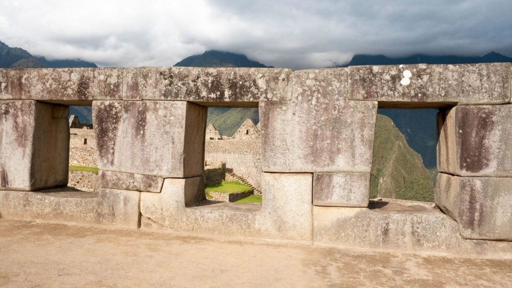 TEMPLO DAS TRÊS JANELAS - Machu Picchu