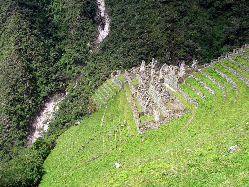 Archaeological site of Huiñay Huayna - Inca trail - Altitude