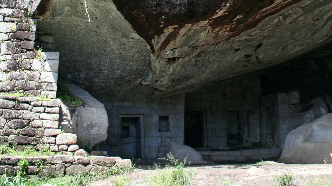 Templo de la Luna - Huayna Picchu - Machu Picchu