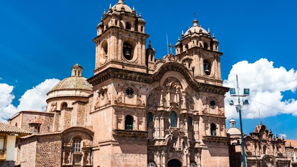 Places to Visit in Cusco and Acclimatize Yourself