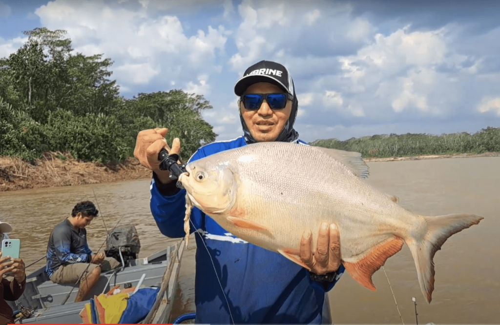 Pesca Deportiva en Tambopata Amazonas