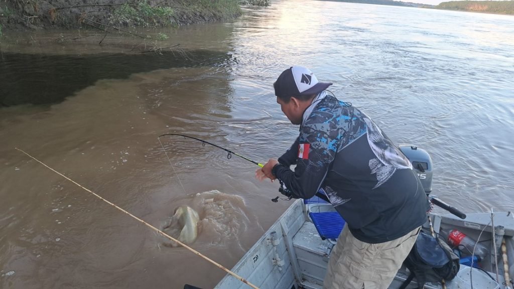Equipamiento para pesca en la Amazonía